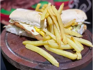 SANDWICH MILANESA de Pimeenta