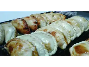 EMPANADAS DE CARNE de PIZZAS SUIPACHA