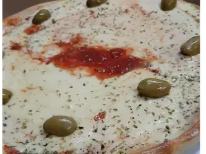 Muzzarella doble de Cha-Cha Pizzeria Tradicional