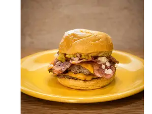 LA MALEDUCADA de pupe burger