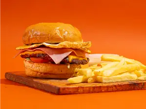 LOMITO COMPLETO de Pura Muzza