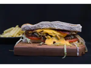YANKEE de Que Lomitos - Villa Maria