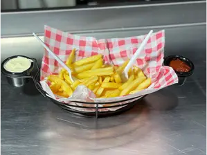 Papas Clasicas de RG Burger