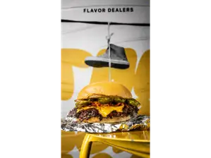 Triple cheese bacon de Royk