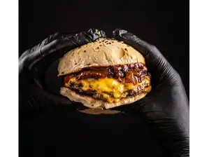 DOBLE CHEESE CON PAPAS de SIN CULPA HAMBURGUESERIA