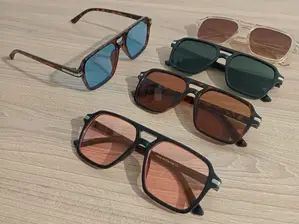 LENTE DE SOL de Sin Igual Tienda