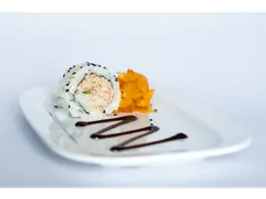 TUNA - Mayonesa, atún y verdeo de Sushi Huang
