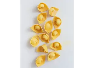Cappellacci di ricotta, menta e limone. de TATA PASTIFICIO