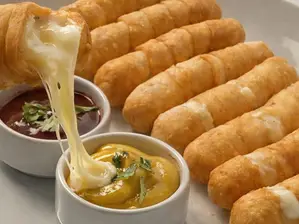 2 DOCENAS TEQUEÑOS QUESO TRADICIONAL (congelados). de Tekomo