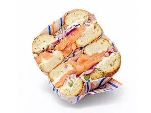 Salmon Bagel - New York Style de The Bagel Side
