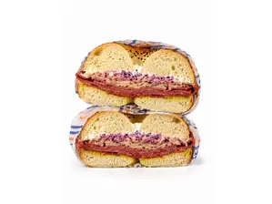 Pastrami - New York Style de The Bagel Side