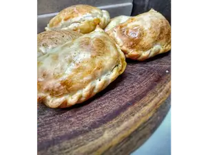 Empanadas Saladas de THELMOS PIZZAS