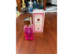 Pink shimmer secret de maison alhambra 30ml de Walkboulevard.parfum
