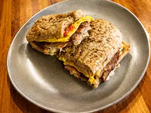 Lomo de carne sin papas de Wonder espacio gastronomico
